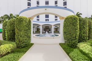 3800 Washington Road 204, West Palm Beach, FL 33405 Sold 07/01/24