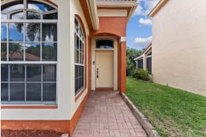 8064 Via Hacienda, Riviera Beach, FL 33418 Sold 07/22/24