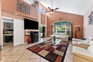 8064 Via Hacienda, Riviera Beach, FL 33418 Sold 07/22/24