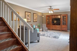561 Springdale Circle, Palm Springs, FL 33461 Sold 04/23/24