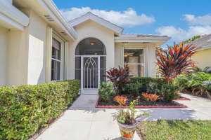 7499 SE Bay Cedar Circle, Hobe Sound, FL 33455 Sold 05/07/24