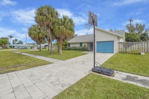 8100 Mohigan Circle, Boca Raton, FL 33487 Sold 05/16/24