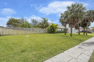 8100 Mohigan Circle, Boca Raton, FL 33487 Sold 05/16/24