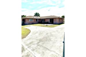 2707 Essex Ct, Fort Pierce, FL 34946, Sold 04/08/24