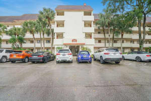 12524 Shoreline Drive 202, Wellington, FL 33414 Sold 04/30/24