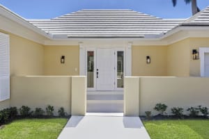 1 Little Pond Road, Manalapan, FL 33462 Sold 06/26/24