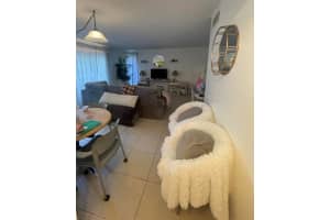 2 W Greenway Village North N 101, Royal Palm Beach, FL 33411 Sold 07/02/24