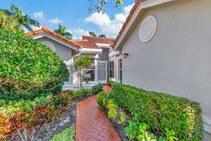 7555 Seafoam Court, Boynton Beach, FL 33437 Sold 07/30/24