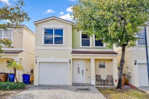 943 SW 15th, Deerfield Beach, FL 33441 Sold 05/20/24