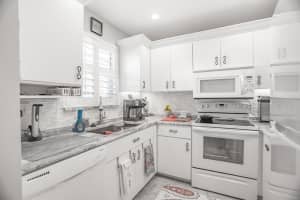 2600 SE Ocean Blvd g 2, Stuart, FL 34996, Sold 03/27/24