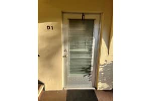 5839 La Pinata Boulevard D-1, Greenacres, FL 33463 Sold 06/18/24