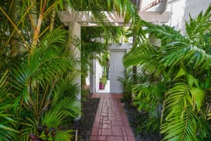 3855 Candlewood Court, Boca Raton, FL 33487 Sold 05/07/24