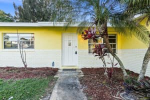 5901 Sunset Boulevard, Fort Pierce, FL 34982 Sold 07/26/24