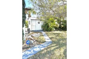 341 NE Tiare Place, Jensen Beach, FL 34957 Sold 05/24/24