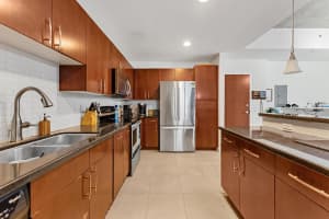 300 S Australian Avenue 519, West Palm Beach, FL 33401 Sold 03/28/24