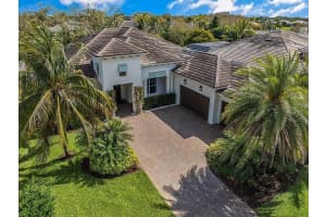 1204 Isla Verde Square, Vero Beach, FL 32963 Sold 05/01/24