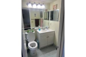 250 Southampton C, West Palm Beach, FL 33417 - MLS#R10964124