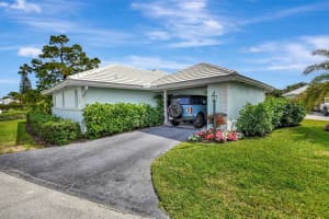 12 Slash Pine Drive, Boynton Beach, FL 33436 Sold 04/25/24