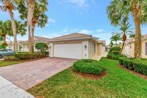 8344 Cozumel Lane, Wellington, FL 33414 Sold 05/24/24