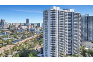 21205 Yacht Club Drive 1109, Aventura, FL 33180 Sold 09/27/24