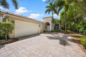 4017 Manchester Lake Drive, Lake Worth, FL 33449 Sold 07/12/24