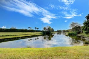 815 W Boynton Beach Boulevard 3-106, Boynton Beach, FL 33426 Sold 04/15/24