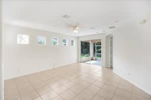 395 W Tangerine Square SW, Vero Beach, FL 32968 Sold 03/31/25
