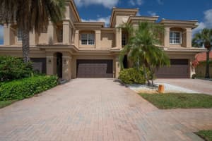 211 Catania Way, Royal Palm Beach, FL 33411, Sold 04/05/24
