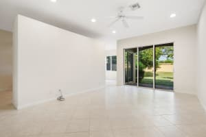 211 Catania Way, Royal Palm Beach, FL 33411, Sold 04/05/24