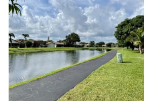 5162 Mirror Lakes Boulevard, Boynton Beach, FL 33472 Sold 05/16/24