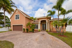 376 SW Kestor Drive, Port Saint Lucie, FL 34953 Sold 02/21/25