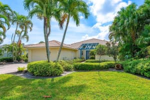 31 Woods Ln, Boynton Beach, FL 33436, Sold 09/03/24