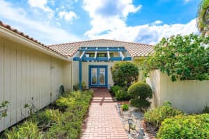31 Woods Ln, Boynton Beach, FL 33436, Sold 09/03/24
