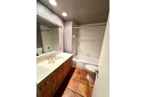 6560 Las Flores Dr, Boca Raton, FL 33433, Sold 04/25/24