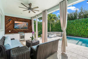 345 Kingfisher Drive, Jupiter, FL 33458 Sold 07/15/24