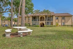 416 Pine Glen Lane D2, Greenacres, FL 33463 Sold 05/16/24