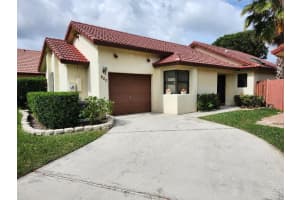 620 SW 113th Terrace, Pembroke Pines, FL 33025 Sold 04/30/24