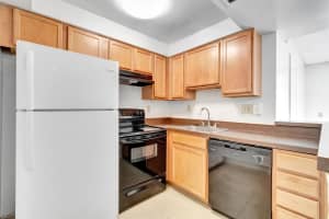 706 Executive Center Drive 17, West Palm Beach, FL 33401 Sold 03/28/24