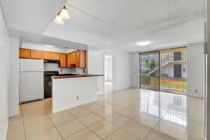 706 Executive Center Drive 17, West Palm Beach, FL 33401 Sold 03/28/24