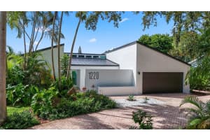 1220 NW 8th St, Boca Raton, FL 33486, Sold 04/11/24