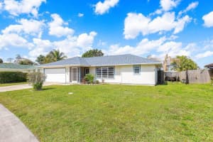 2538 Canterbury Drive S, Riviera Beach, FL 33407 Sold 05/03/24