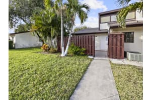 1879 Abbey Road 21a, West Palm Beach, FL 33415 Sold 10/03/24