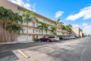 330 NE 26th Avenue NE 111, Boynton Beach, FL 33435 Sold 09/13/24
