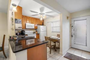 330 NE 26th Avenue NE 111, Boynton Beach, FL 33435 Sold 09/13/24