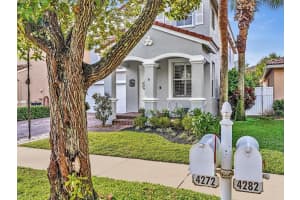 4272 N Magnolia Cir, Delray Beach, FL 33445, Sold 05/14/24