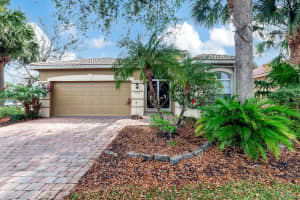 6928 Pisano Dr, Greenacres, FL 33467, Sold 07/16/24