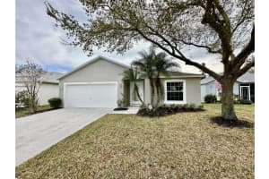 967 E 13th Square, Vero Beach, FL 32960 Sold 04/15/24