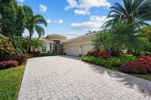 154 Lucia Court, Jupiter, FL 33478 Sold 05/01/24