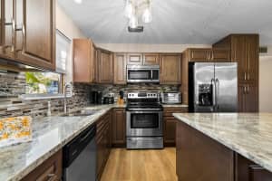 22 Lake Vista Trail 103, Port Saint Lucie, FL 34952 Sold 06/18/24