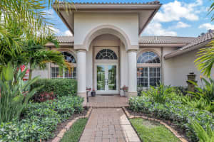 1900 S Club Drive, Wellington, FL 33414 Sold 04/03/24